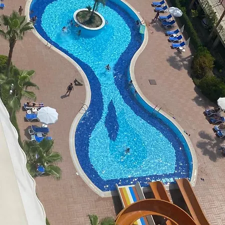 Crystal Park 2 Sitesi Apartment *